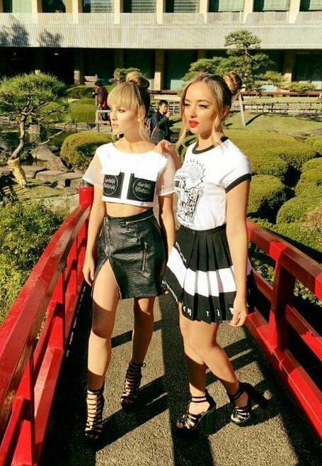 perrieledeluxe's tweet photo. japan is definitely jerrie's country https://t.co/JZwp5rBMyd