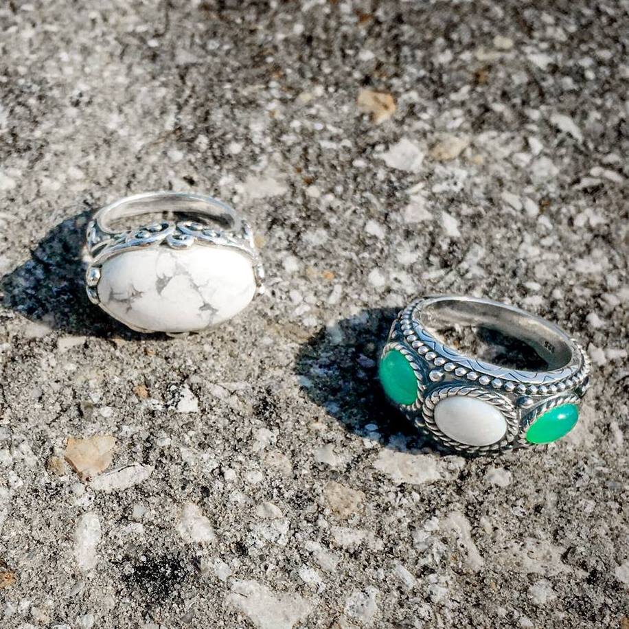 QVC's tweet photo. Brand NEW to the Q! Meet: @ElyseRyan Jewelry, a brand that's inspired by the designer's many travels across the globe! ๐ Take a peek, here! > https://t.co/4t4ozczHwg #NewtotheQ #brandlaunch https://t.co/xztAwtHYsm