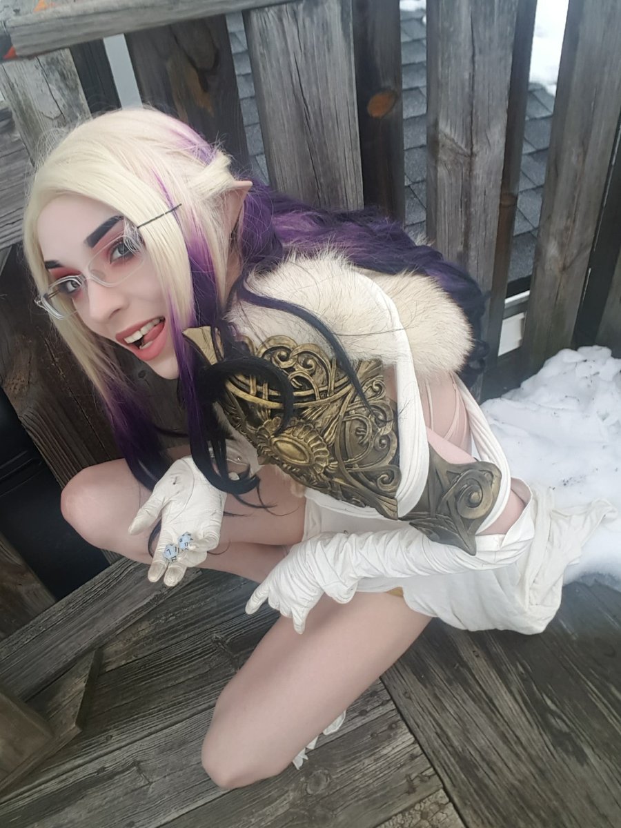 UnseelieAllure's tweet photo. My #Warhammer aelf babe may not b pure as the driven snow but she has her reasons! Come hang out in chat cuz #ChaosUnending is LIVE NOW| https://t.co/gOQ6xugNWc | #elfgirl #dnd5e #DungeonsAndDragons #wizardclass #Gamingingarb @TwitchKittens @TwitchShare @twitchraid @ShoutGamers https://t.co/uShev3bIBK