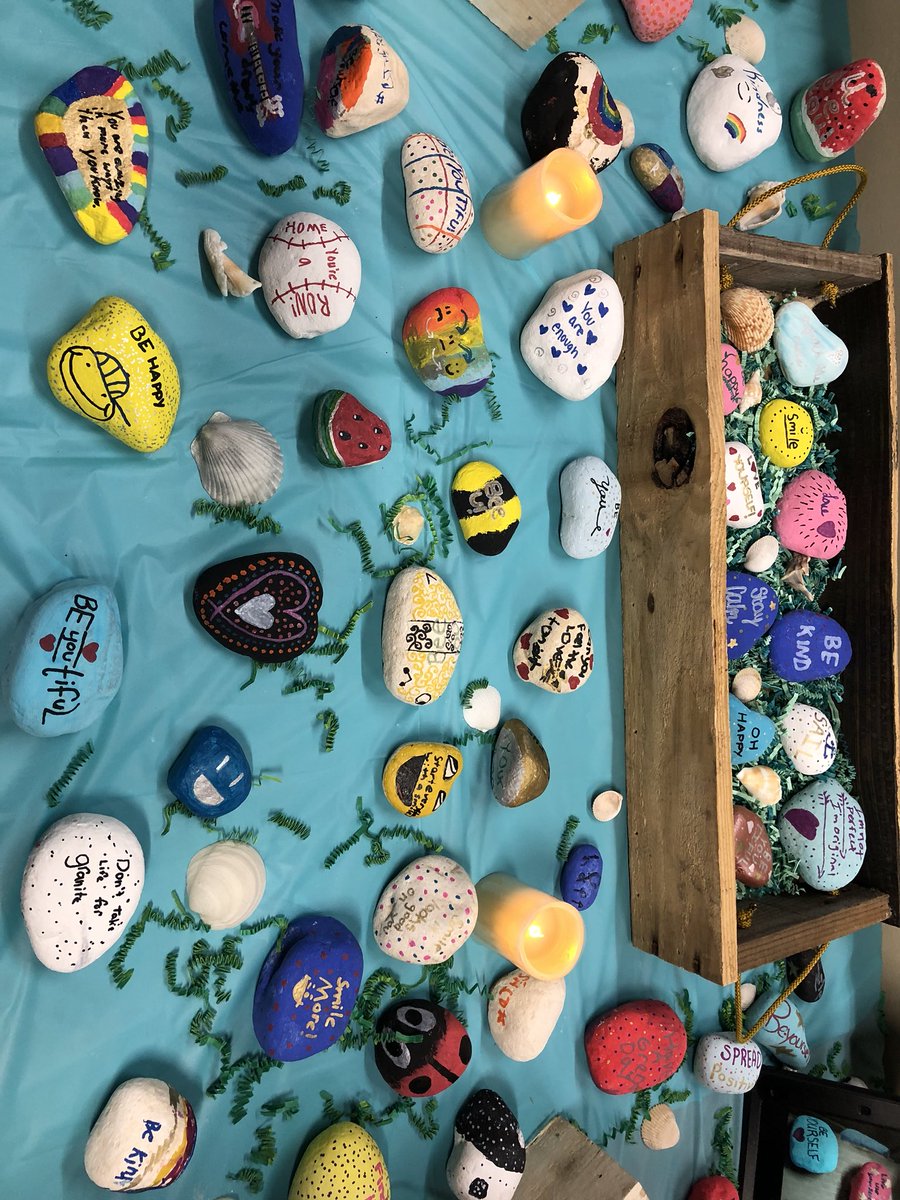 casejrhigh's tweet photo. Kindness rocks on display and available to brighten anyone’s day as part of our Annual Art Exhibit! #KindnessMatters @casejrhigh @JCJHSArt https://t.co/4KAn3G8a5T