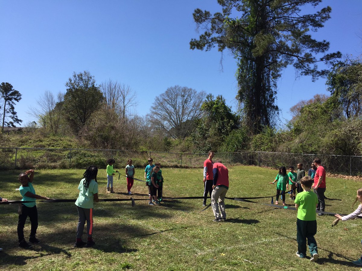 MsLaVallee_'s tweet photo. Bringing SDGs to life! We had so much fun at the Wellness Games! @FHGES @BoniPHall @g_elmore8 @cmadaniels @MissMs_PE https://t.co/svu83dNBmN