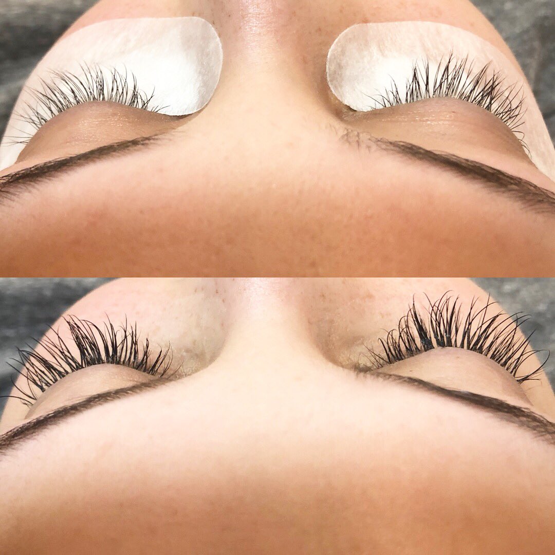 TaraBarfield's tweet image. Come #getlashed at Glow Beauty Studio by yours truly, mama’s gotta pay the bills &amp;amp; you deserve long lashes + to sleep in &amp;amp; not have to put mascara on. ✨