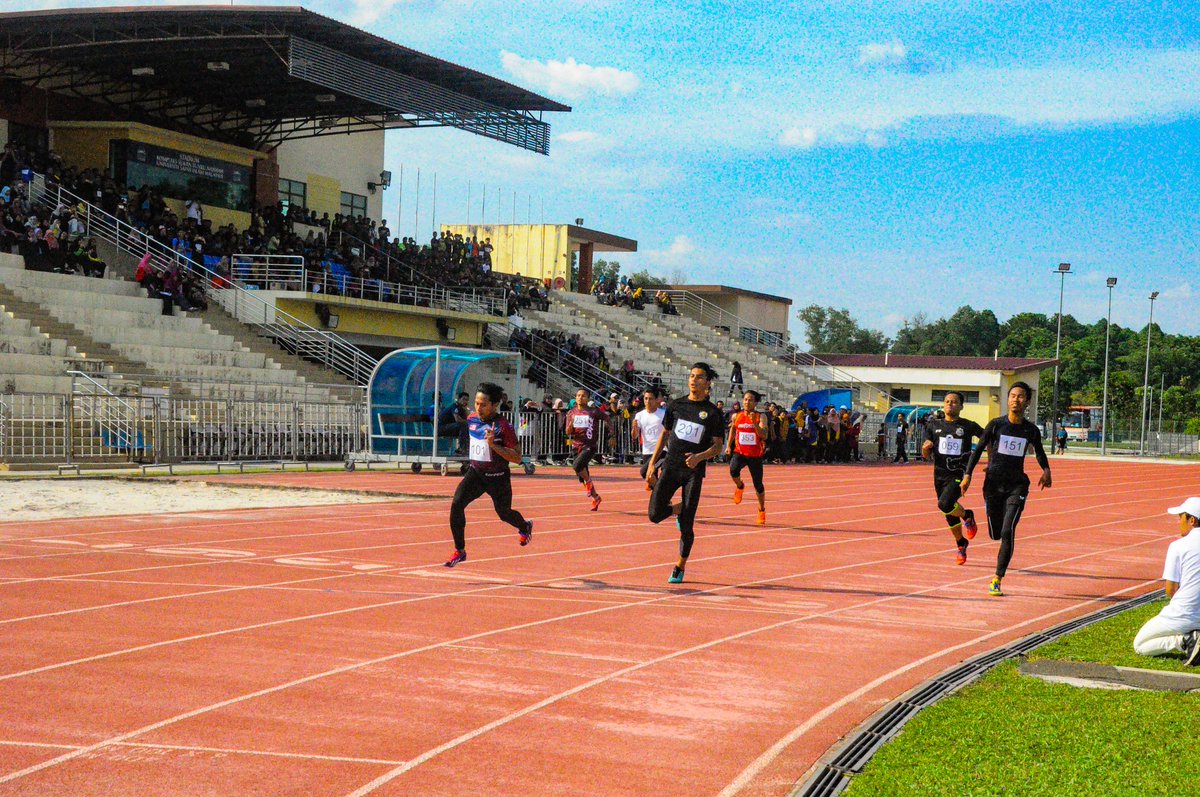sekrefast_usim's tweet photo. [ SUFA 2018 ]

Sekitar acara akhir -Olahraga🏃🏃🏃
.
.

Tahniah team Olahraga FBEaST atas kejayaan merangkul pingat-pingat terakhir untuk SUFA 2018. 

#SUFA2018
#FitUSIM
#FBEaST
#FSTigers
#FKABWolves https://t.co/iUNsIR4yWA