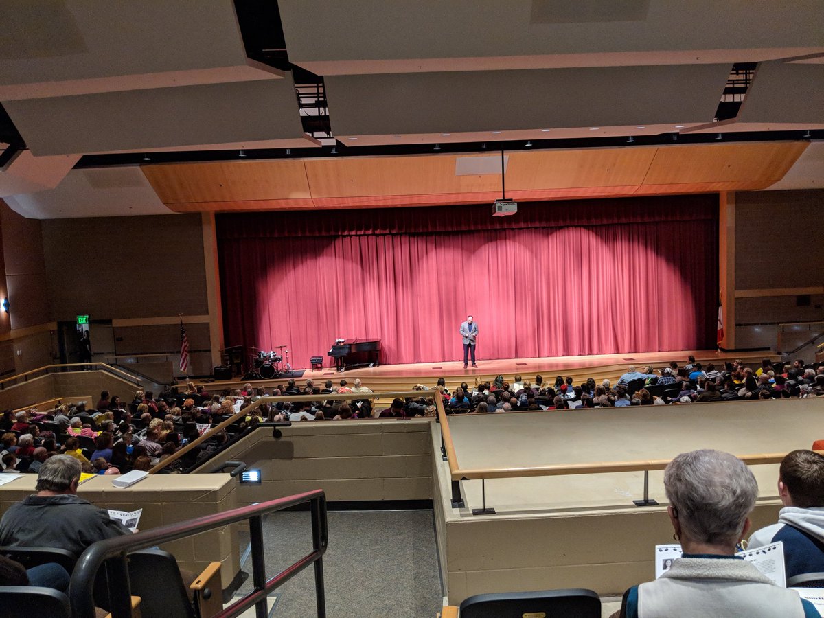 SEPolkRams's tweet photo. Must be a big night for SEP Vocal Music! @ShowChoirMC is in the house! https://t.co/9SwU72TrUo