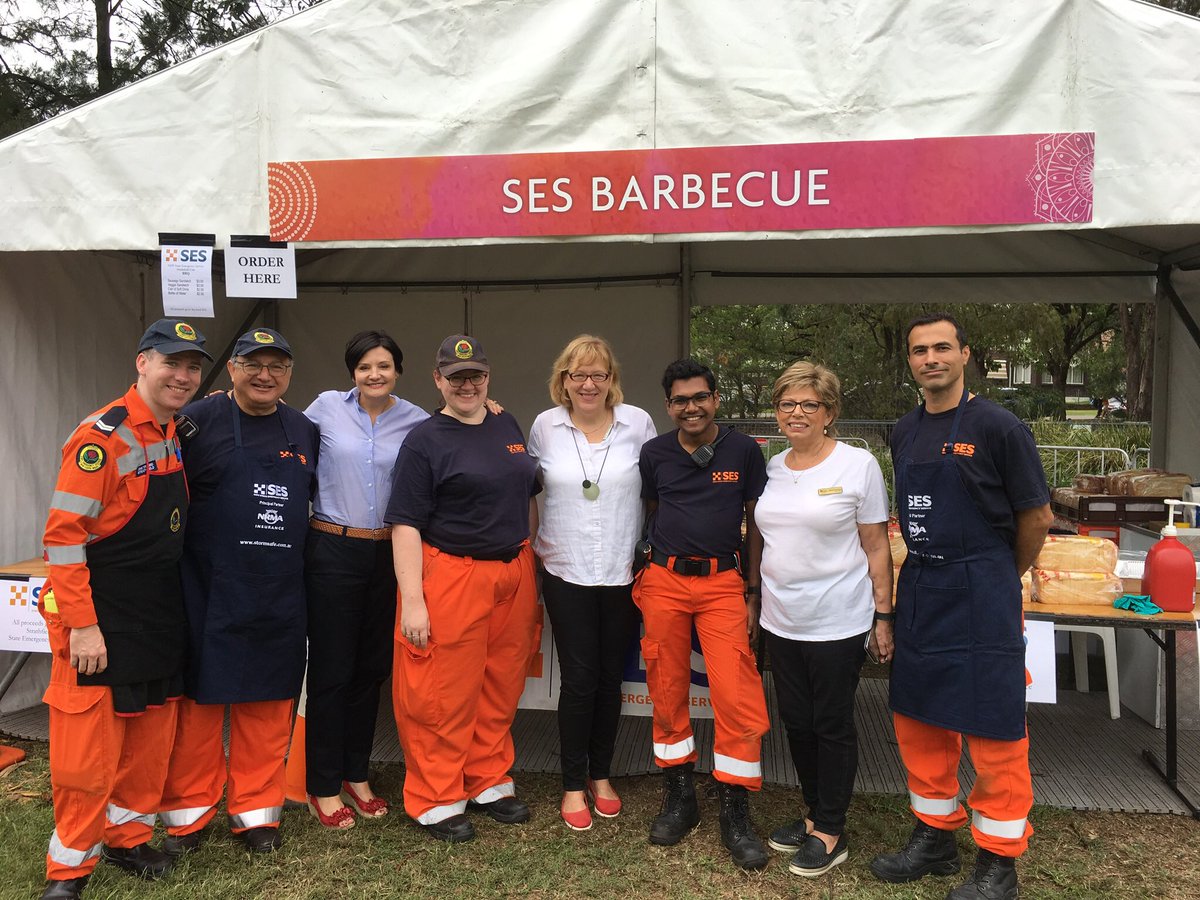 StrathfieldSES's tweet photo. Weβre cooking up a storm at the #HarmonyDay celebrations at Airey Park!
Come on down and enjoy our community #BBQ.
Thanks #Strathfield Council and our local MP @McKay_Jodi for your support.
#diversity #StrathfieldEvents #StrathfieldSES #NSWSES #volunteering #CommunityService https://t.co/JElorMClzg