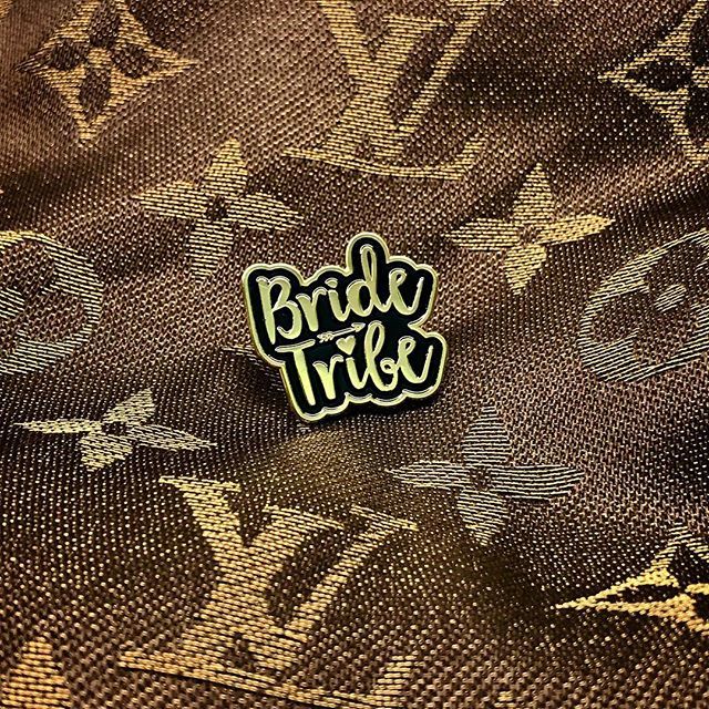 wedfestival's tweet photo. A match made in heaven 😎👰🏼 our beautiful #BrideTribe #henparty Pin Badges and #louisvuitton 💁🏻‍♀️ .
.
.
.
#brides #squad #wedfest #bacheloretteparty #enamelpin #enamelpins #lapelpin #lapelpins #henpartyideas #hendo #hennight  #squad #bachelorette #henpartyfavours #bridet… https://t.co/rI9xveMBXe