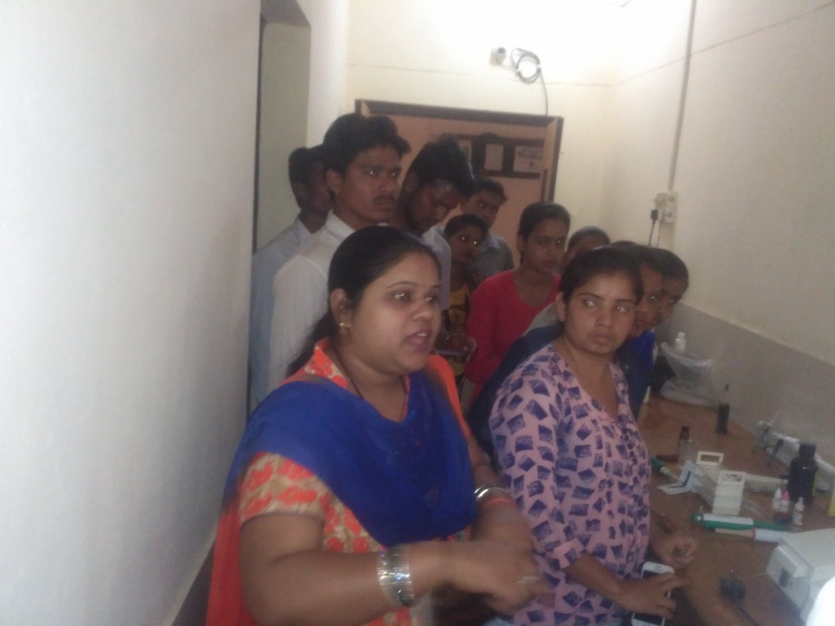 skill_anand's tweet image. Hospital visit of our students at Anand Hospital under the Dr. Madhukar Gupta(MBBS M.D.)
