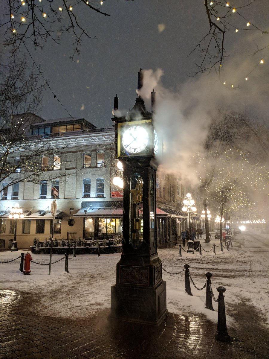 #MyFavoritePictureIs the Historic Steamclock downtown in the snow.