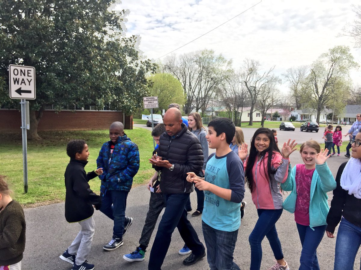 ArnoldMustangs's tweet photo. We had an awesome Great Strides Rally and mini-walk today. Thanks to @runmeb @Bill_Estes @VCHammond and @LeeU for their support. Looking forward to the official walk tomorrow! https://t.co/vbIpYpM92w