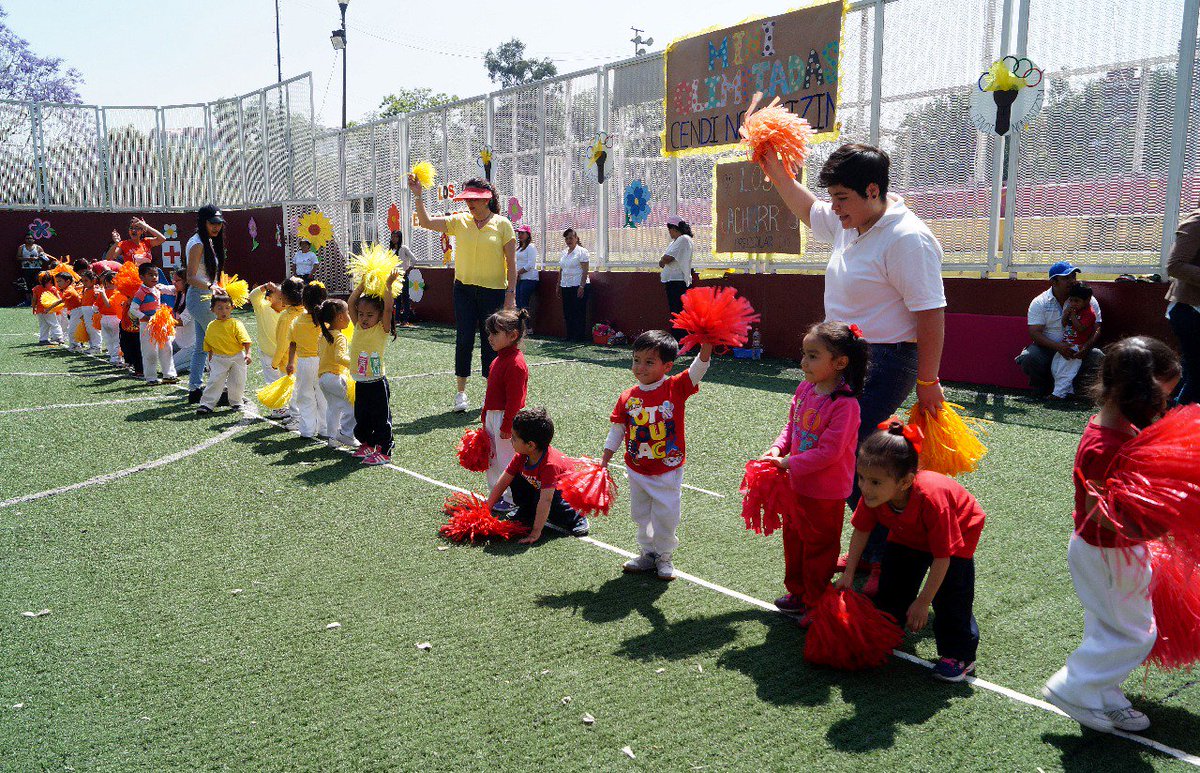 ContXDelante's tweet photo. Hoy se realizó la tercera mini olimpiadas en el CENDI nonantzin con la participación de padres de familia. ¡Felicidades a nuestros pequeños por su esfuerzo! @Fer_MercadoG https://t.co/pdIwQzyqBX