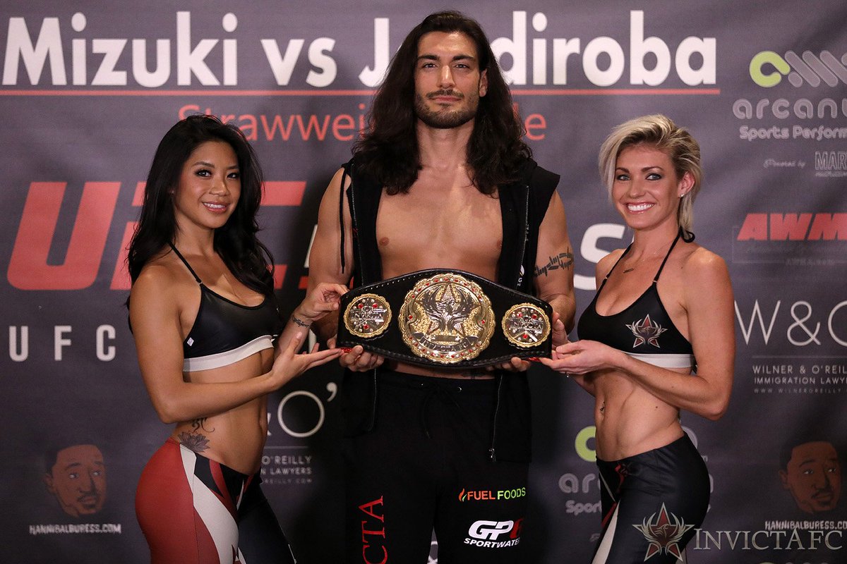 InvictaFights's tweet photo. The official Invicta FC Ring Card Team: Jess Mao, @EliasTheodorou, and @natashawicks! #InvictaFC28 https://t.co/XFL3SPpErc
