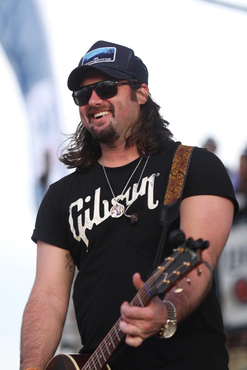 alanna1124's tweet photo. @KoeWetzel at #Outlaws&amp;Legends https://t.co/9lxuU16cQL