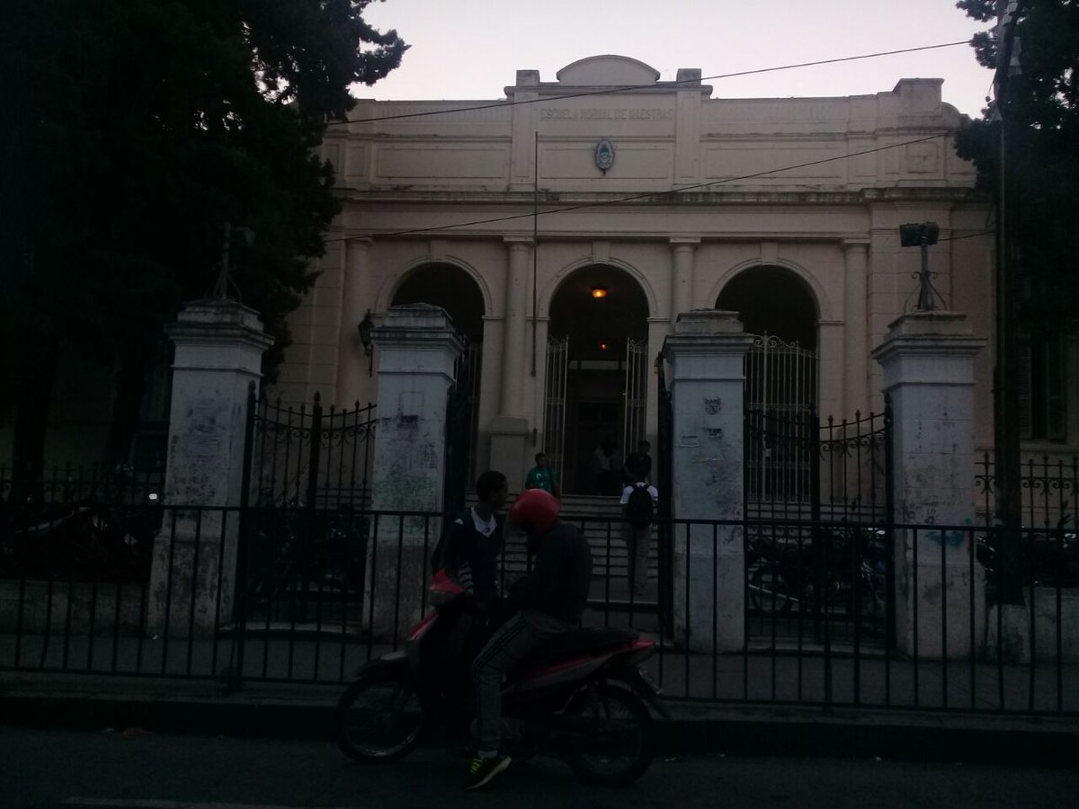 artydance23's tweet photo. #EquipoContable en #Salta
#PolíticasSocioeducativasEnAcción
Controlando y supervisando la actuación de todos los fondos escolares.
Colegio Secundario N*5095 Gral. Manuel Belgrano ex Escuela Normal.

@aniberruezo @UrtubeyJM @fguillesaavedra @patriciapinasco https://t.co/iSfHYewE78