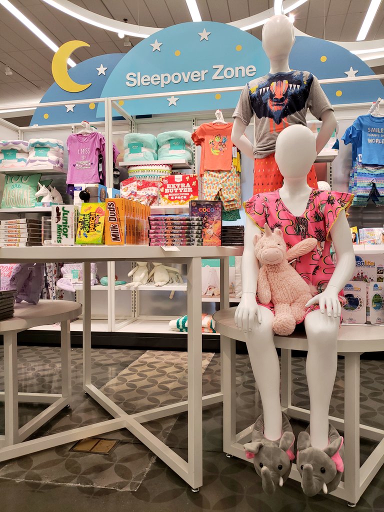 devanglee's tweet photo. Summer is coming☀️. Are you ready for sleepover season🌜? #SleepoverZone has all of your slumber party needs covered @Target #Pillowfort #CatAndJack #NextGenTarget #2868TheGrand @grant_vml https://t.co/5Rlyp7hHKM