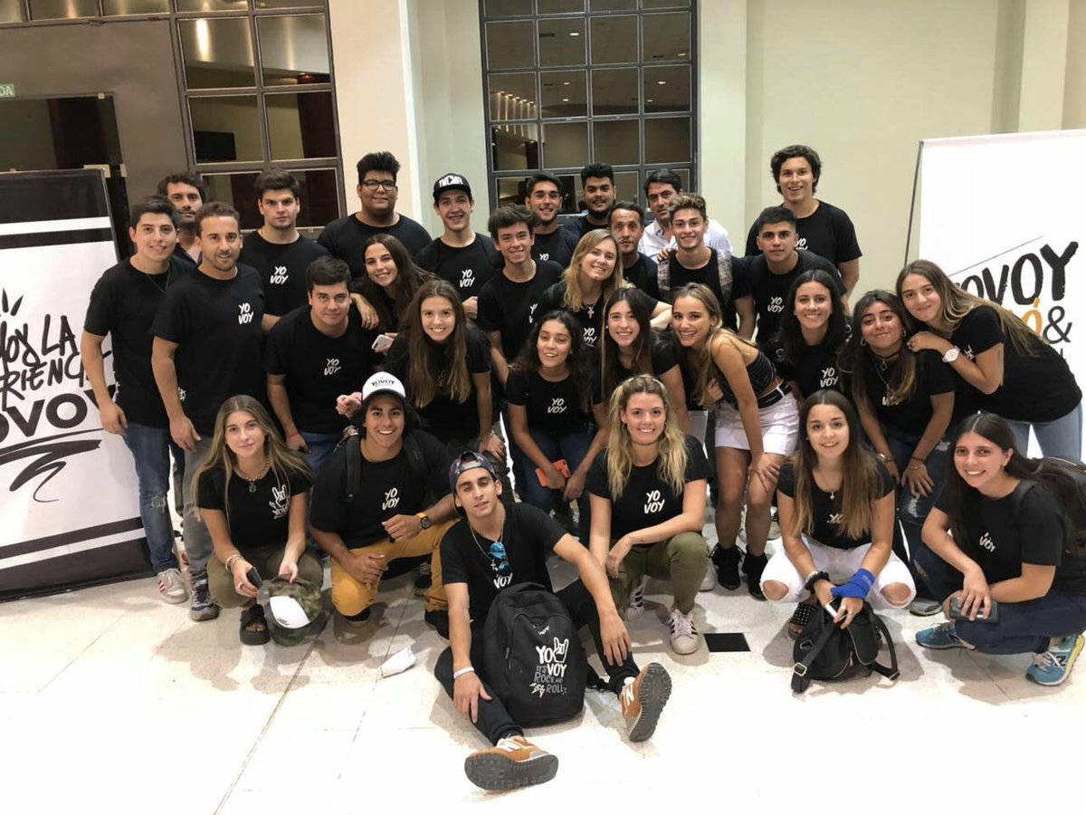 Vittorio_Egr's tweet photo. Gracias ! 👏🏻👏🏻👏🏻👏🏻
Todo nuestro Staff 2018 les decimos Gracias Promo 2018 y Promo 2019 por el aguante que tuvimos hoy en nuestra presentación !! Ojalá tengamos un increíble año! Vamos a seguir trabajando para ustedes ! 
#YoVoy #Vittorio #Staff2018 https://t.co/AF4k5f2A9Z