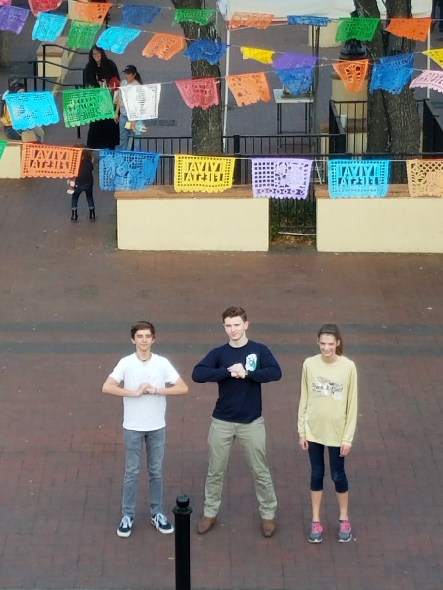 GallemoreSher's tweet photo. Checking out the sites in San Antonio #statesciencefair #magscience https://t.co/8CtJScwItX
