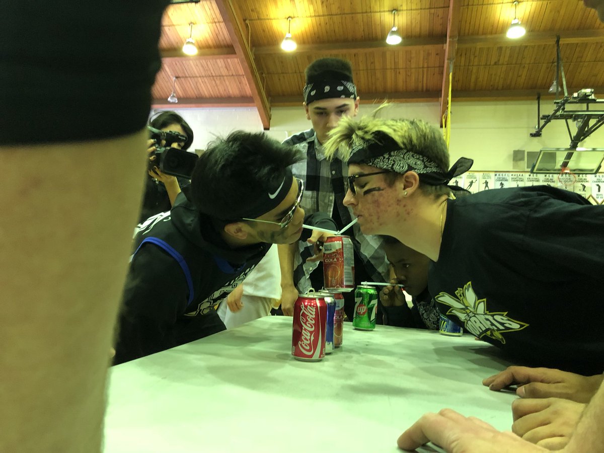 MichelleSSacco's tweet photo. #TecVoc Gym Blast -Sosa Can Pyramid Relay 3/3 https://t.co/7aovTFSTIg