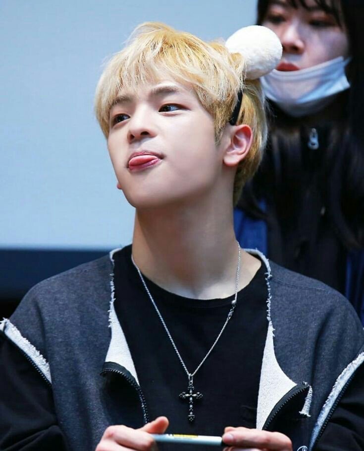 _picsofkpop's tweet photo. Member 1. 

→Name: Kim Woo Jin 
→Age: 20 years old (April 08, 1997)
→Position in the group: Vocalist, and dancer 
→Place of birth: Daejeon, South Korea

–🌞. https://t.co/GkRkGiVBjx