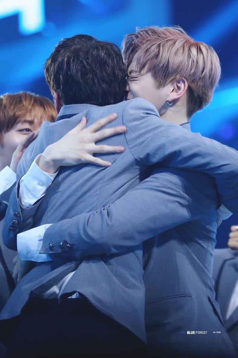 lovelovemingyu's tweet photo. รีบนอมรับแล้วก็แต่งงานกันซักที แอคนี้จะได้เลิกทวงคืน 5555 #เนียลอง https://t.co/llHtmNsDA1