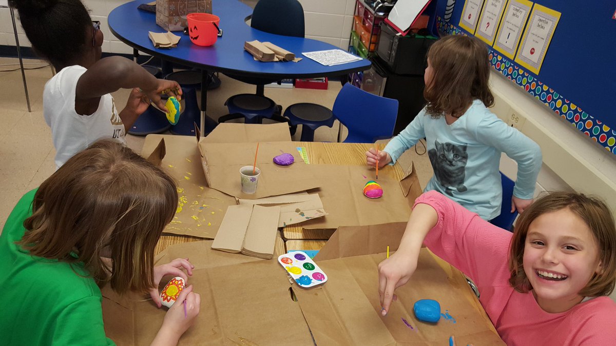 Team2BF's tweet photo. Fun time painting rocks for our rock path! Thank you @Butterfield_PTA #weare44 #bfbluejays https://t.co/xCL06go2Ie