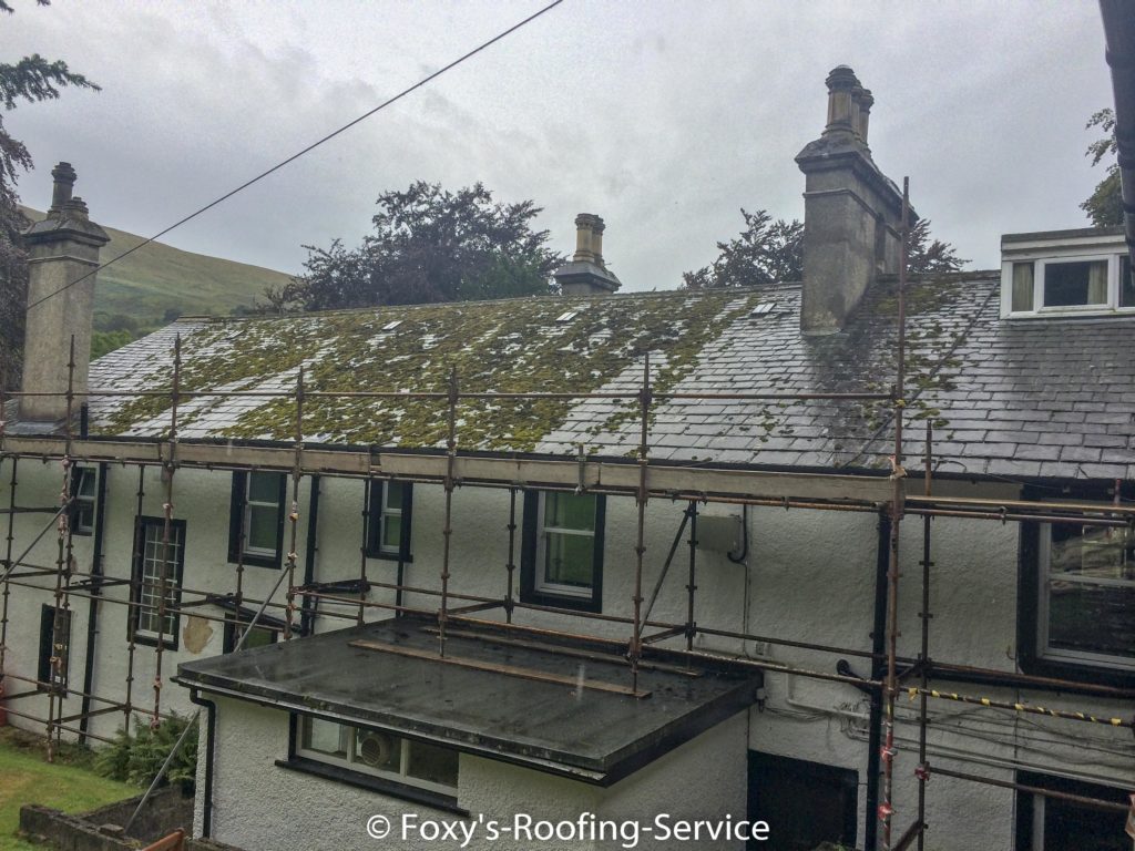 Grange Hotel Loweswater ReRoofing Works #roofing #slate #tradesman #RandomSlate #work #roof foxys-roofing-service.co.uk/2018/03/24/gra…
