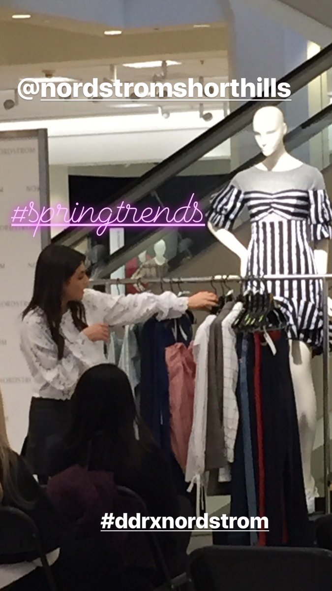 DawnDelRusso's tweet image. Hosting @Nordstrom # Nordstromshorthills #springtrends #bloggerevent today