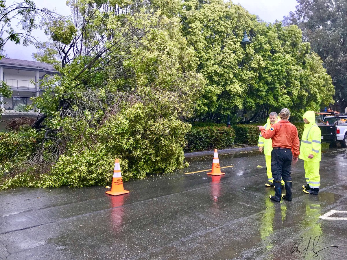 760Info's tweet photo. Yesterday patrolling #TreeDown on the 1100blk of Coast Village Circle in #Montecito. #SBCity Public Works responded. #SantaBarbara #FireOES #CityofSantaBarbara #SantaBarbaraCity #CAStorm #Montectio #Carpinteria @SBCityOES @RyderChristNews @CHP_SantaBarb @MichelBrewer https://t.co/F3Tf3sqIK8