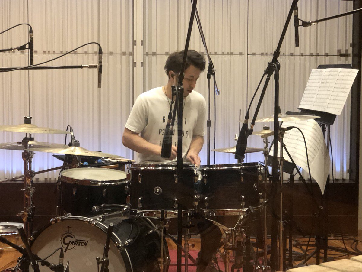 Tsukasa Inoue 4月1日 日 リニューアルスタート テレビ朝日系 Get Sports 毎週日曜25 10 番組テーマソングにドラム参加させていただきました 写真は報道ステーションのスポーツコーナーテーマ曲rec以来 作家kazsin石川さんと 是非 よければ耳を