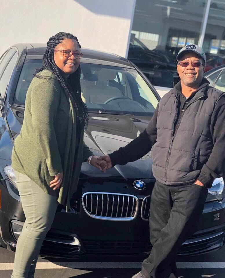 chrissymh_'s tweet photo. I just want somebody to by me a BMW like my dad did for my mom today πβ€οΈπ©ππΎ #25yearsandcounting #theydidthat #Iwantthat #Illgetthat https://t.co/eCIzw6yFFq