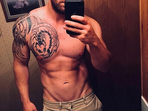 #Gay #MuscleCam Matt Cage Live! Now at https://t.co/zDbZsDyOz5! https://t.co/VL9yZh4GgT