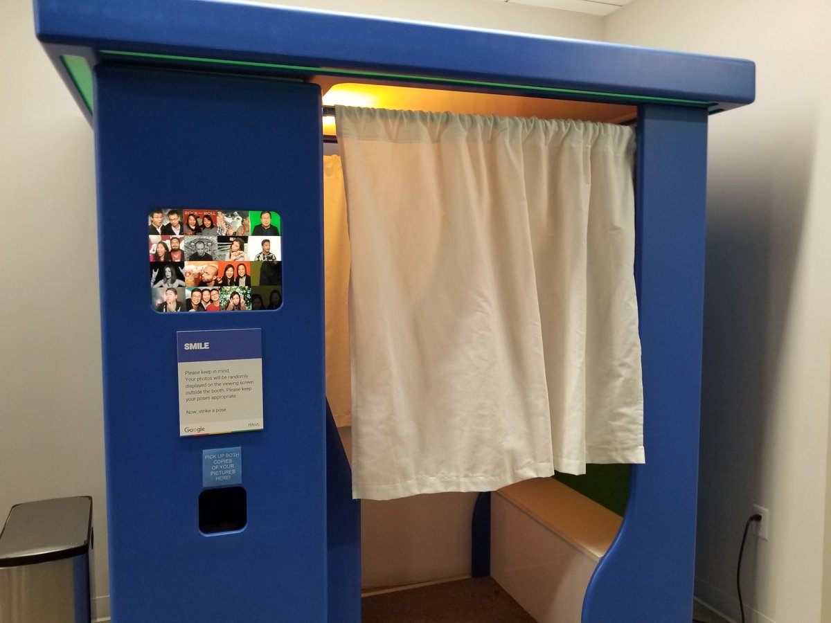 surewinlee's tweet image. #sfhtml5 Google photobooth!