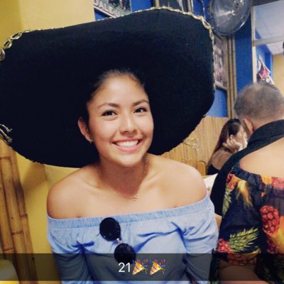 MaikaNicole's tweet photo. #NuevaFotoDePerfil https://t.co/UgT7E0D193
