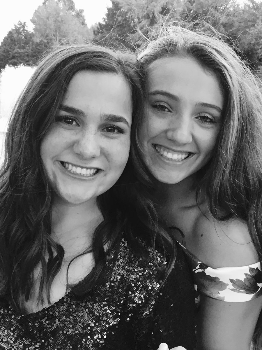 callieparlin's tweet photo. happy 18th to this huji loving PAL of mine!! I hope adulthood is filled with tons of car jams and cycle bar!! love you❤️ https://t.co/IPD6wL1rQn