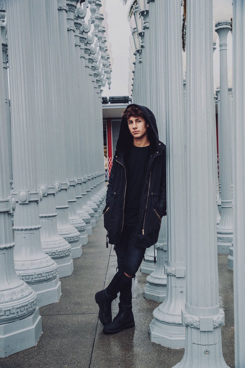 JuanpaZurita's tweet photo. Noches noches https://t.co/d4F6xUjlCf