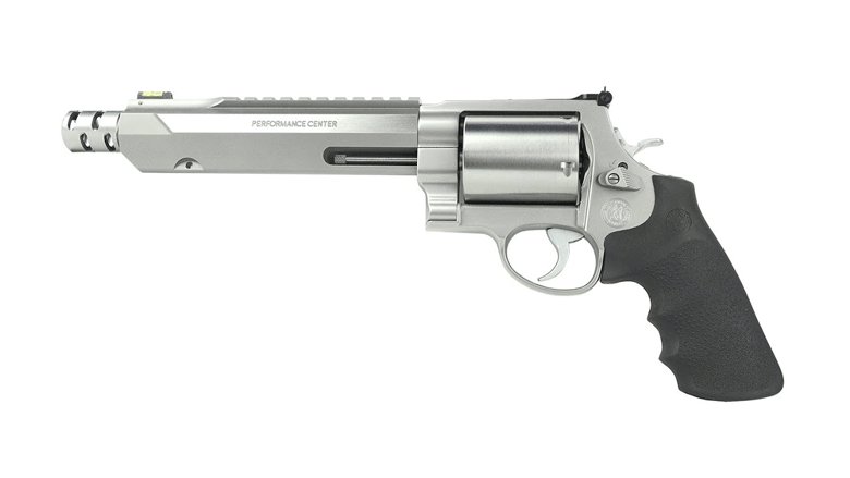 NRA_Rifleman's tweet photo. Our NRA #Gun of the Week is the @SmithWessonCorp Performance Center 460XVR #revolver —  https://t.co/VnK8hYjWzu — #guns #firearms #SWperformancecenter https://t.co/acsubN5w25