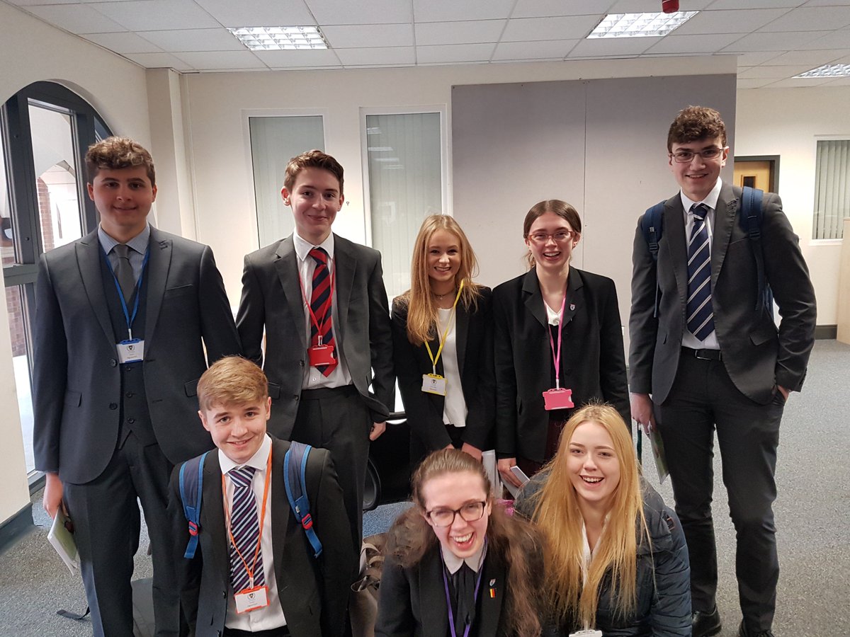kingsmacpol's tweet photo. Getting ready for Stockport MUN. UK and Afghanistan are ready to go. #SGSMUN #pedagoofriday https://t.co/lEnjSZPPji