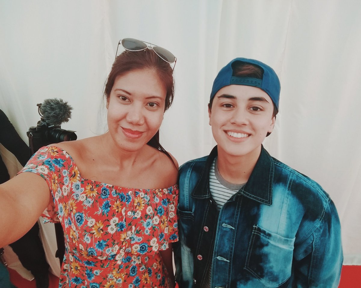 ruthilicious's tweet photo. I don't normally do selfies but had to do it with @maymayentrata07 and @Barber_Edward_ π Earlier at #LubaoIBMF2018 #MaywardinIBMF Such sweet kids β€οΈ #VisitPampanga #MayWard https://t.co/vZI1zbfWOj