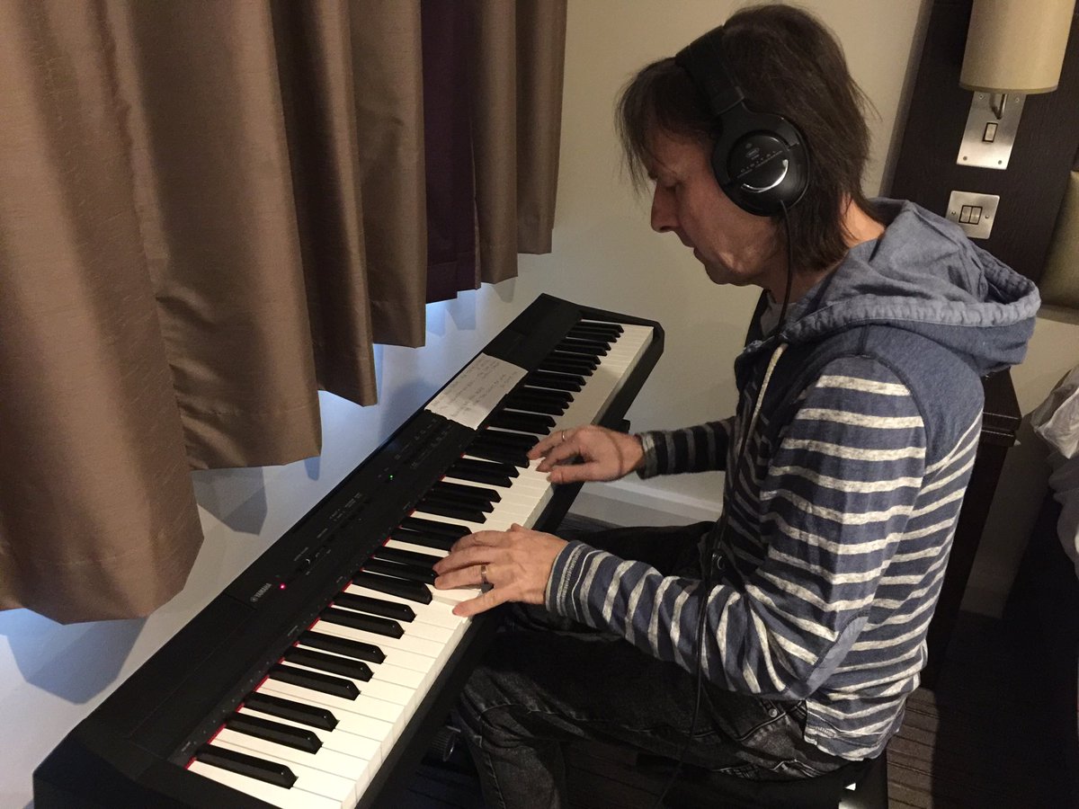 ianhcomposer's tweet photo. Finals day is upon us! Time for some last minute practice in the hotel room. @VegfestUK @AnimalAid #FxEctivefactor  #NewMusic #piano https://t.co/4ZndLKrjCZ