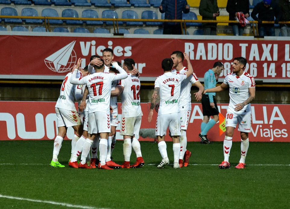 hummelspain's tweet photo. 6 equipos. 3 partidos. 

¡Los #teamhummel se miden entre sí en la jornada 32 de #LaLiga123! ¿Quién se llevará la victoria?

🔁 @AlbaceteBPSAD
❤️ @CyDLeonesa https://t.co/agzq5fg7tV