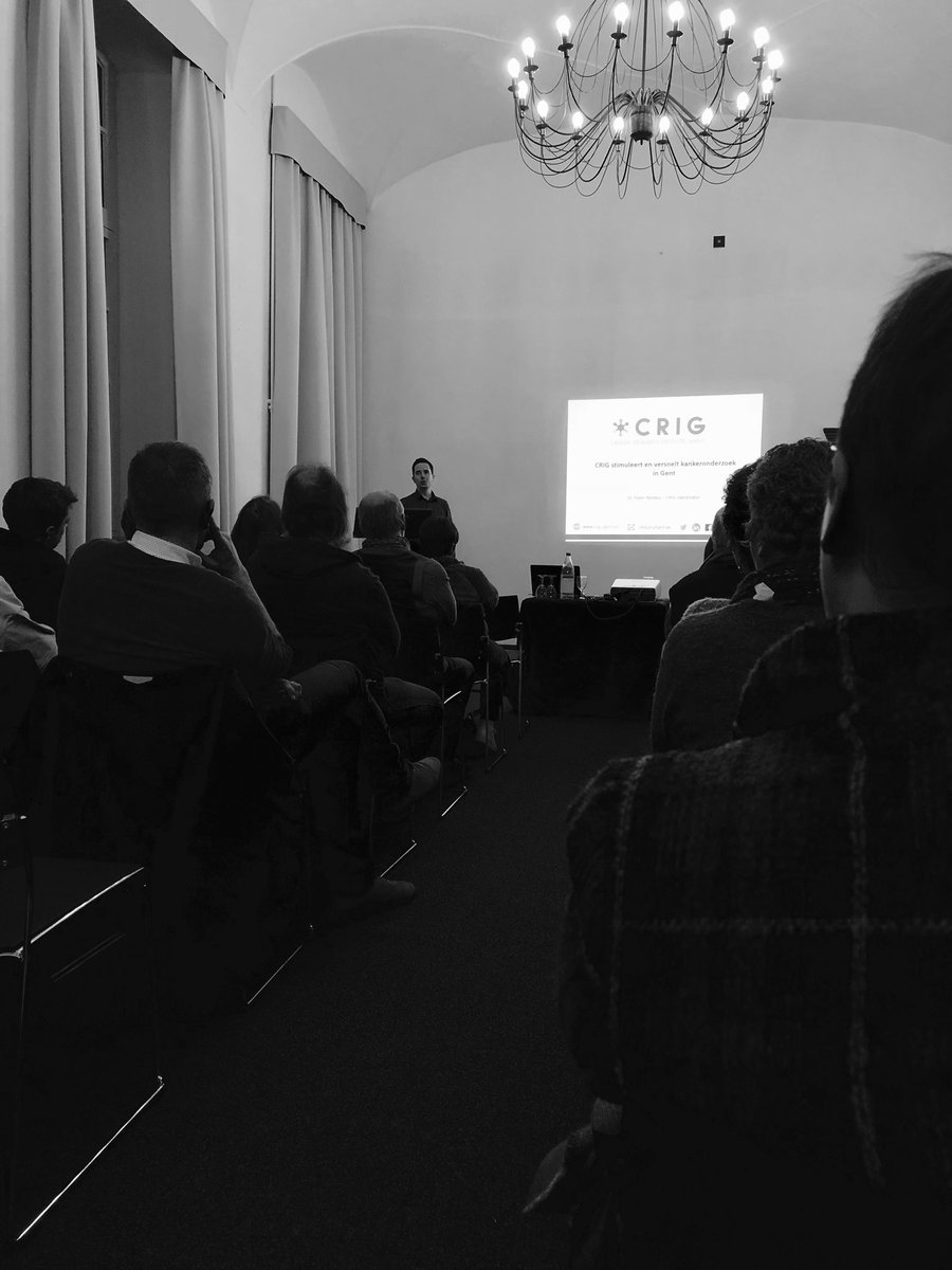 Levensloop9000's tweet photo. Dr. Pieter Rondou van @crighent op de Vechtersmeeting van #LevensloopGent https://t.co/mKD5mB8a9s