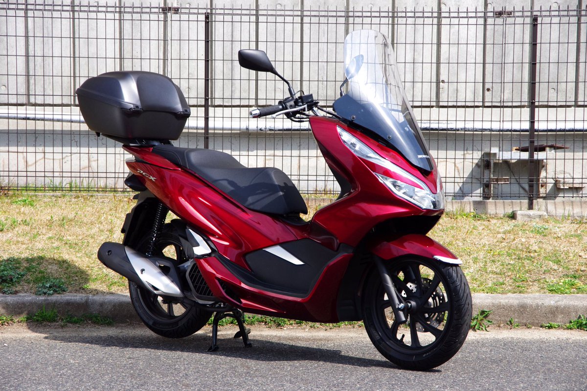 Honda Bike ホンダ バイク 東京mcs Hondaブース情報 世界初となるハイブリット二輪車のpcx Hybrid ゼロエミッション車のpcx Electric も展示されています 新型pcxはオプション装着で跨りもokです