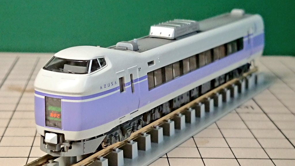 E351系スーパーあずさ完成。思い出深い車両がまたひとつ引退ということ