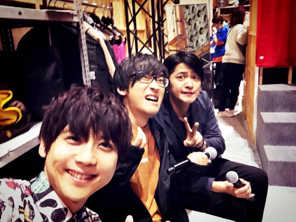 梶裕貴 Yuki Kaji 梶 Aj4 サーヴァンプ ステージ もはやお馴染みの三人組 てらしー 下野さん 今日も楽しかったー 和気藹々 梶裕貴 Yuki Kaji 梶 Aj4 サーヴァンプ ステージ もはやお馴染みの三人組 てらしー 下野さん 今日も楽しかったー 和気藹々