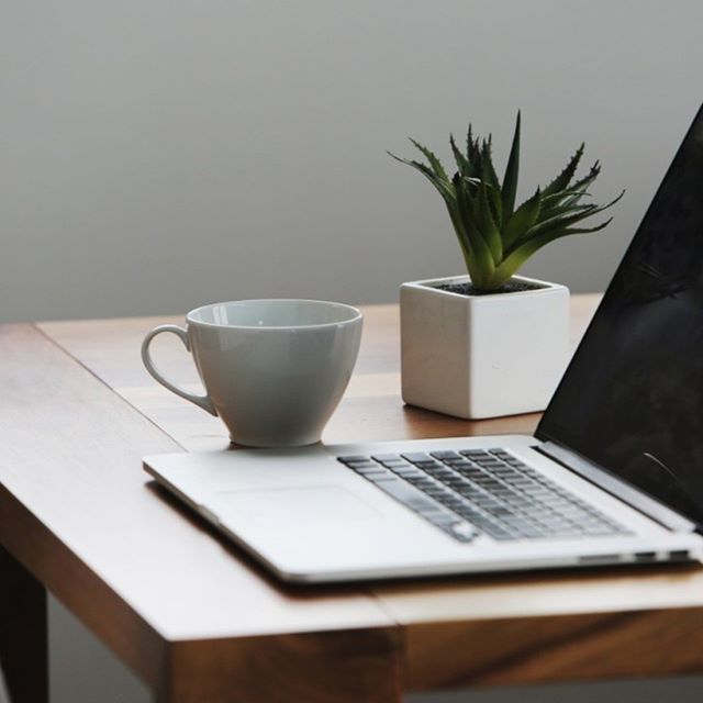 Nathanael_Ramos's tweet photo. Le plus beau luxe est la simplicité.
#simplicité #minimalisme #entrepreneur #coachpremium #coaching #coach #offrepremium #Metrosapiens
#mac #zen #zenentrepreneur #meditation https://t.co/Zqpbq1yjsp https://t.co/lrdJ9eAOQM