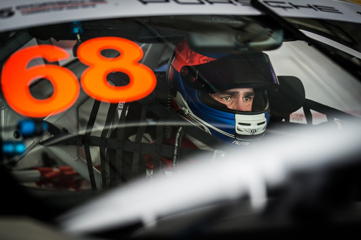 carreracupasia's tweet photo. Test 2: #PhilipHamprecht of #TeamStarChase had the time to beat this morning securing a 2:08.293 laptime. Fractions of a second behind were @chrisvddrift of #TeamFormax (2:08.426), #KamlungRacing’s fresh face #JordanPepper (2:08.448). https://t.co/siUymzPNmJ