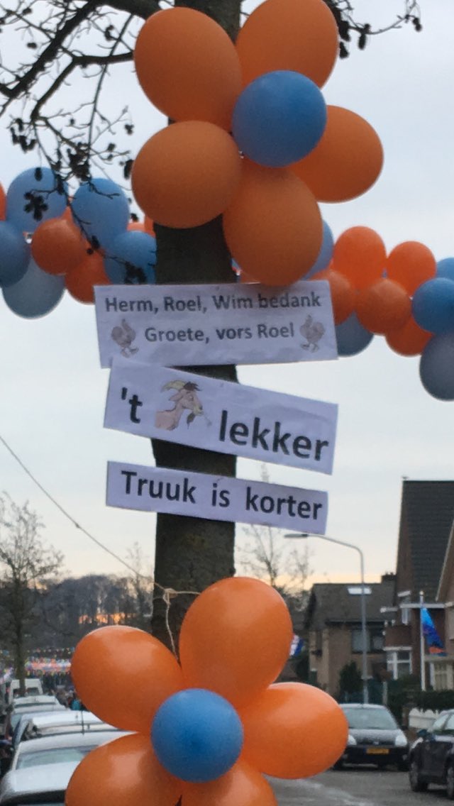 marKwienen's tweet photo. We zijn los #venloop2018 https://t.co/VyUd3Czg1M