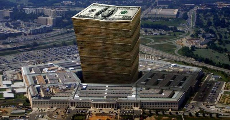 PolismiRU's tweet photo. #TomDispatch(#США). Как Пентагон поглощает бюджет https://t.co/jOyHFUBaCJ Бюджет Пентагона, как корпоративная благотворительность для производителей вооружений https://t.co/T11UdlaOnb