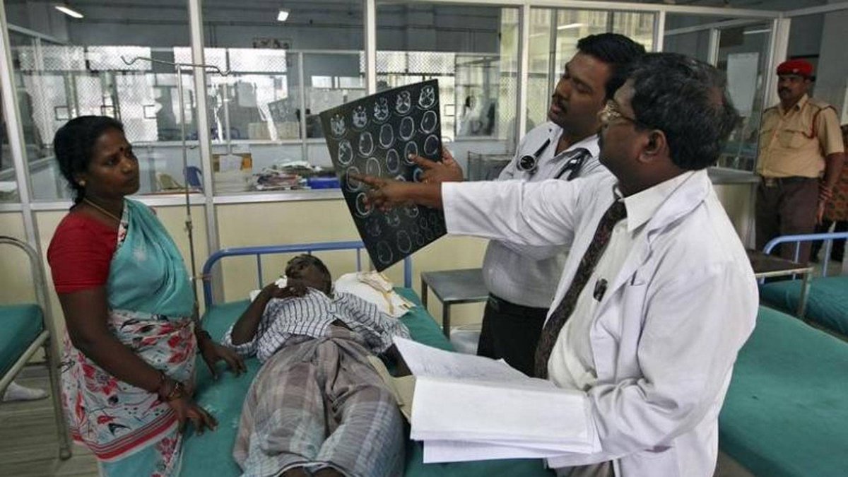 DailyO_'s tweet photo. In India, 18 women die of #TB every hour: Why have we stopped caring? | @_SheetalR | https://t.co/y33EeGC0RQ #WorldTBDay https://t.co/FcwnpSpQFF