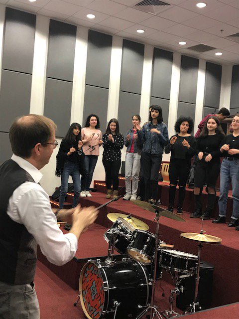 CanadaArmenie's tweet photo. L’Ambassade du Canada a célébré la #Francophonie2018 à Erevan! Merci @tumocenter and à l’#AllianceFrancaise d’Arménie pour d’excellents ateliers! #Animaze #LaurieGordon #MCJune #DavidBraid https://t.co/hsO7ABstSw