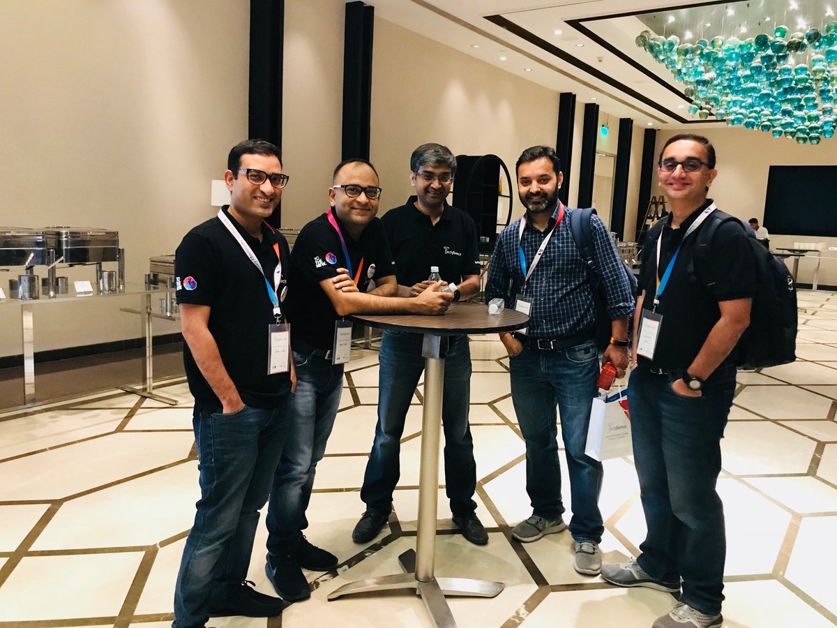 TOTHENEW's tweet photo. @Deepak_TTN @RamanMittal6 @kumar_narinder Catching up with the speakers @ibhu1 @guneetsahai after the sessions @Techfluence_In https://t.co/ET1CaL1llq